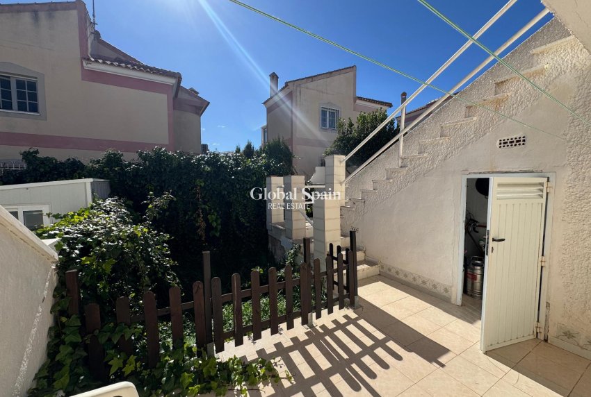 Wederverkoop - HUIS -
TORREVIEJA - Costa Blanca