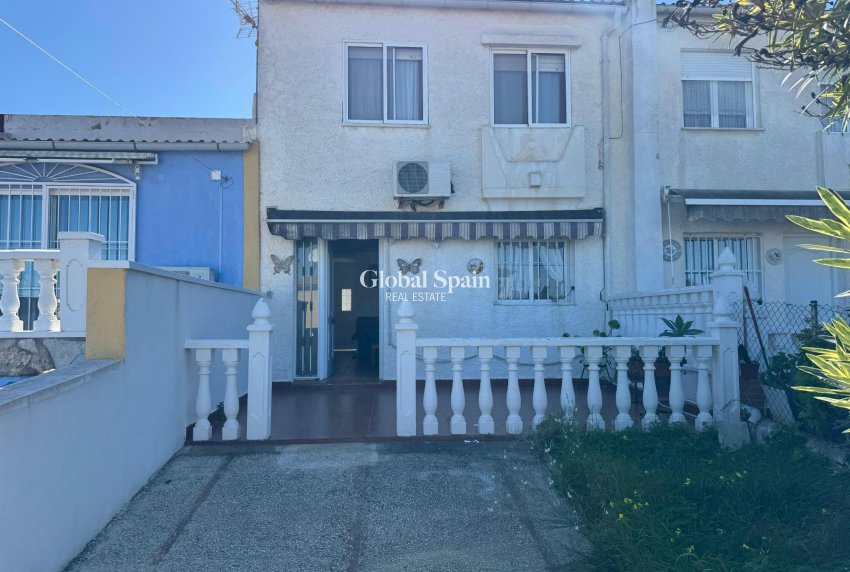 Wederverkoop - HUIS -
TORREVIEJA - Costa Blanca