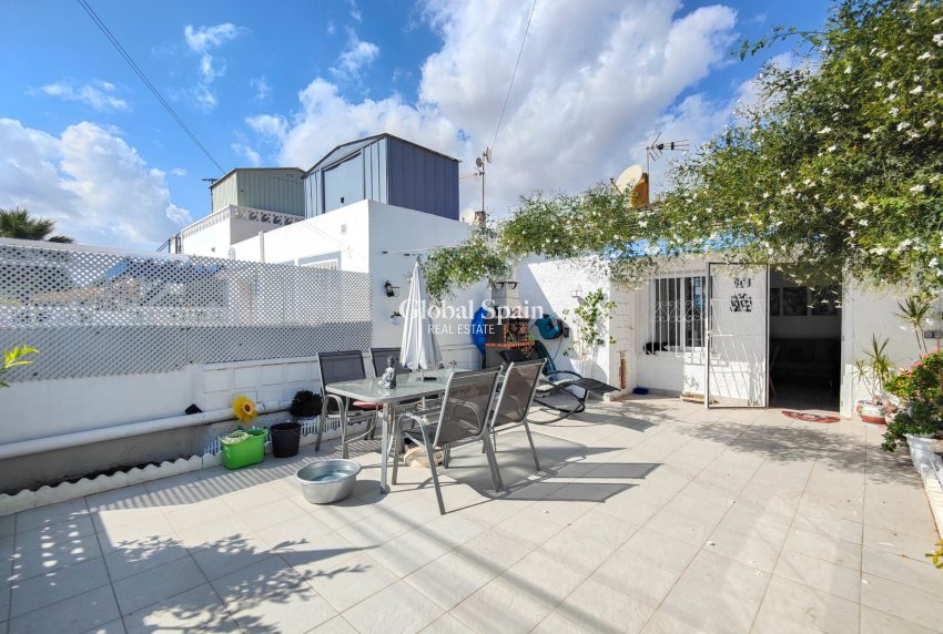 Wederverkoop - HUIS -
TORREVIEJA - Costa Blanca