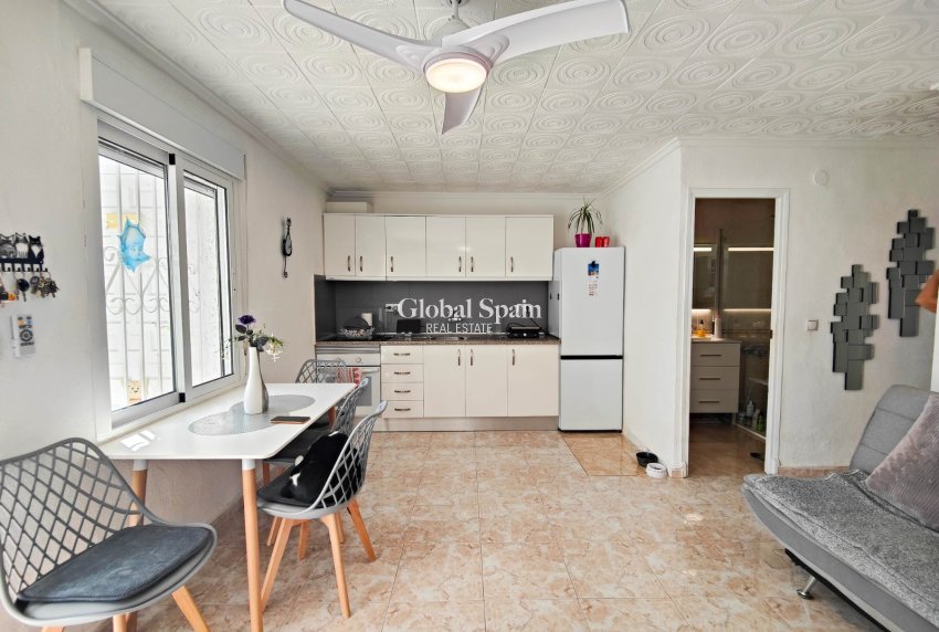 Wederverkoop - HUIS -
TORREVIEJA - Costa Blanca