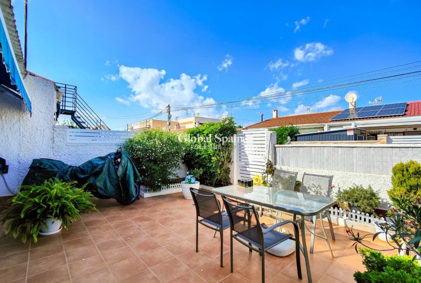 Wederverkoop - HUIS -
TORREVIEJA - Costa Blanca