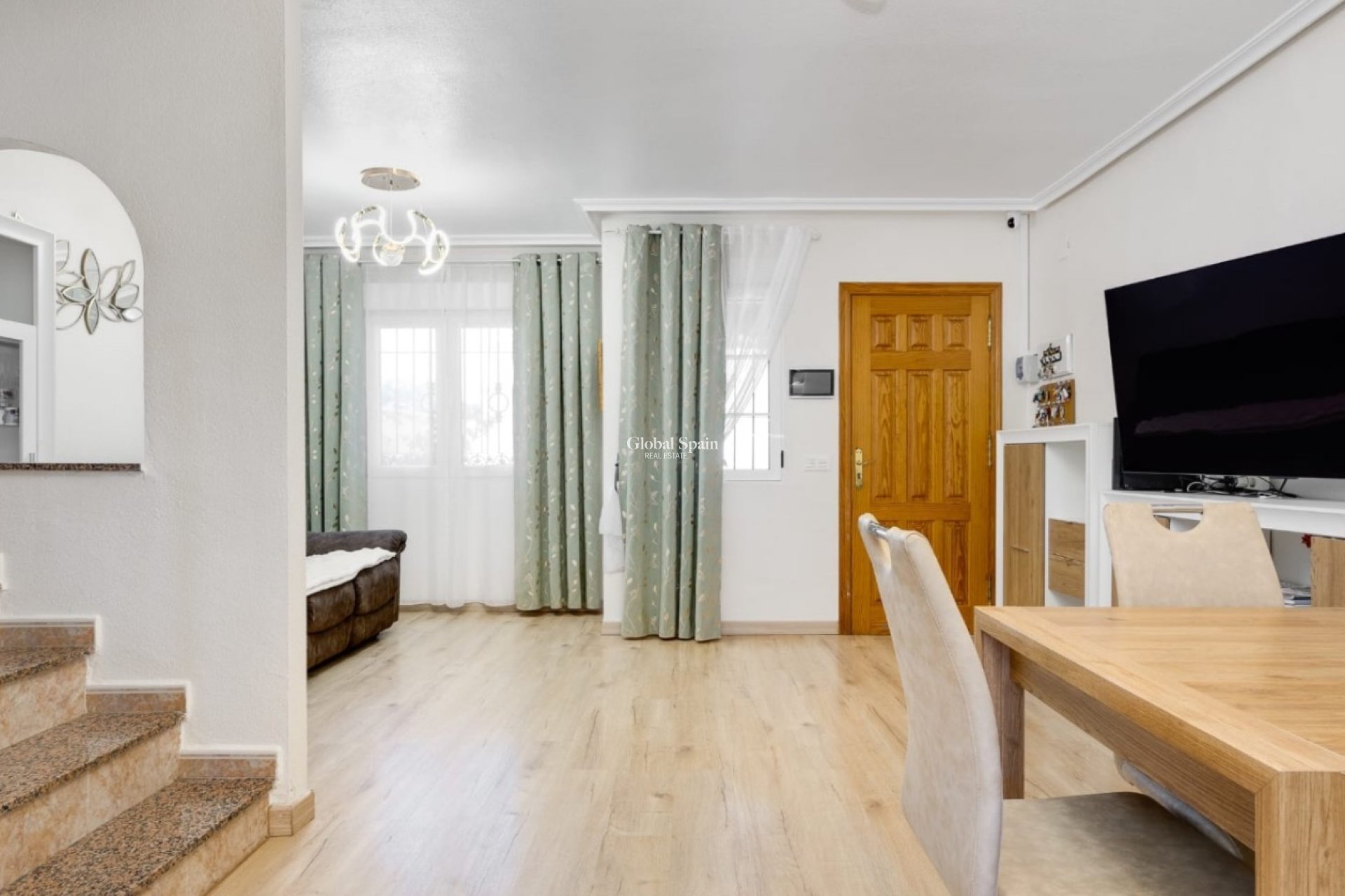 Wederverkoop - HUIS -
TORREVIEJA - Costa Blanca