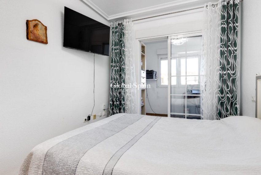 Wederverkoop - HUIS -
TORREVIEJA - Costa Blanca