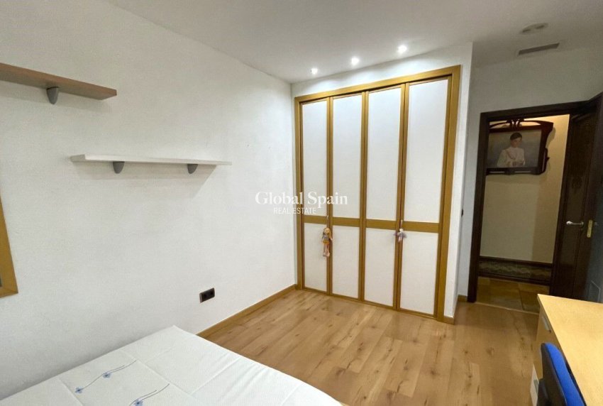 Wederverkoop - HUIS -
TORREVIEJA - Costa Blanca