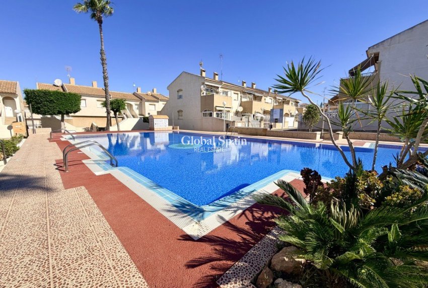 Wederverkoop - HUIS -
TORREVIEJA - Costa Blanca