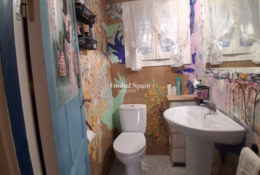 Wederverkoop - HUIS -
TORREVIEJA - Costa Blanca