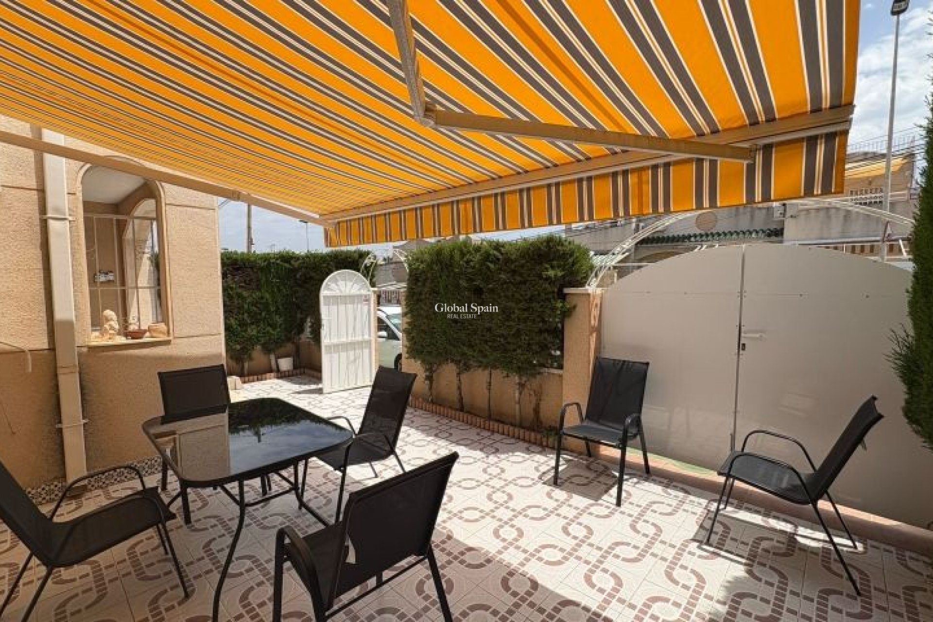 Wederverkoop - HUIS -
TORREVIEJA - Costa Blanca