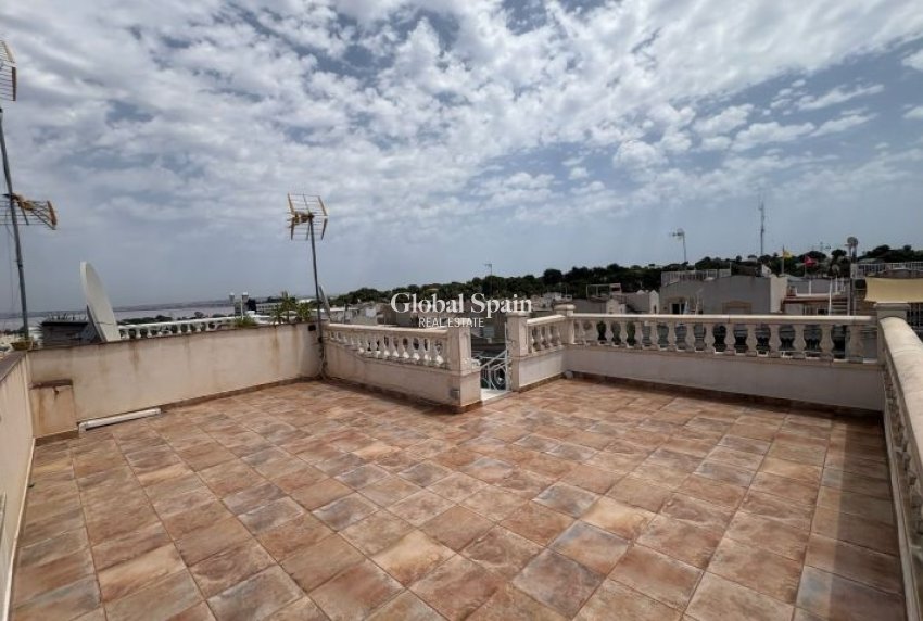 Wederverkoop - HUIS -
TORREVIEJA - Costa Blanca