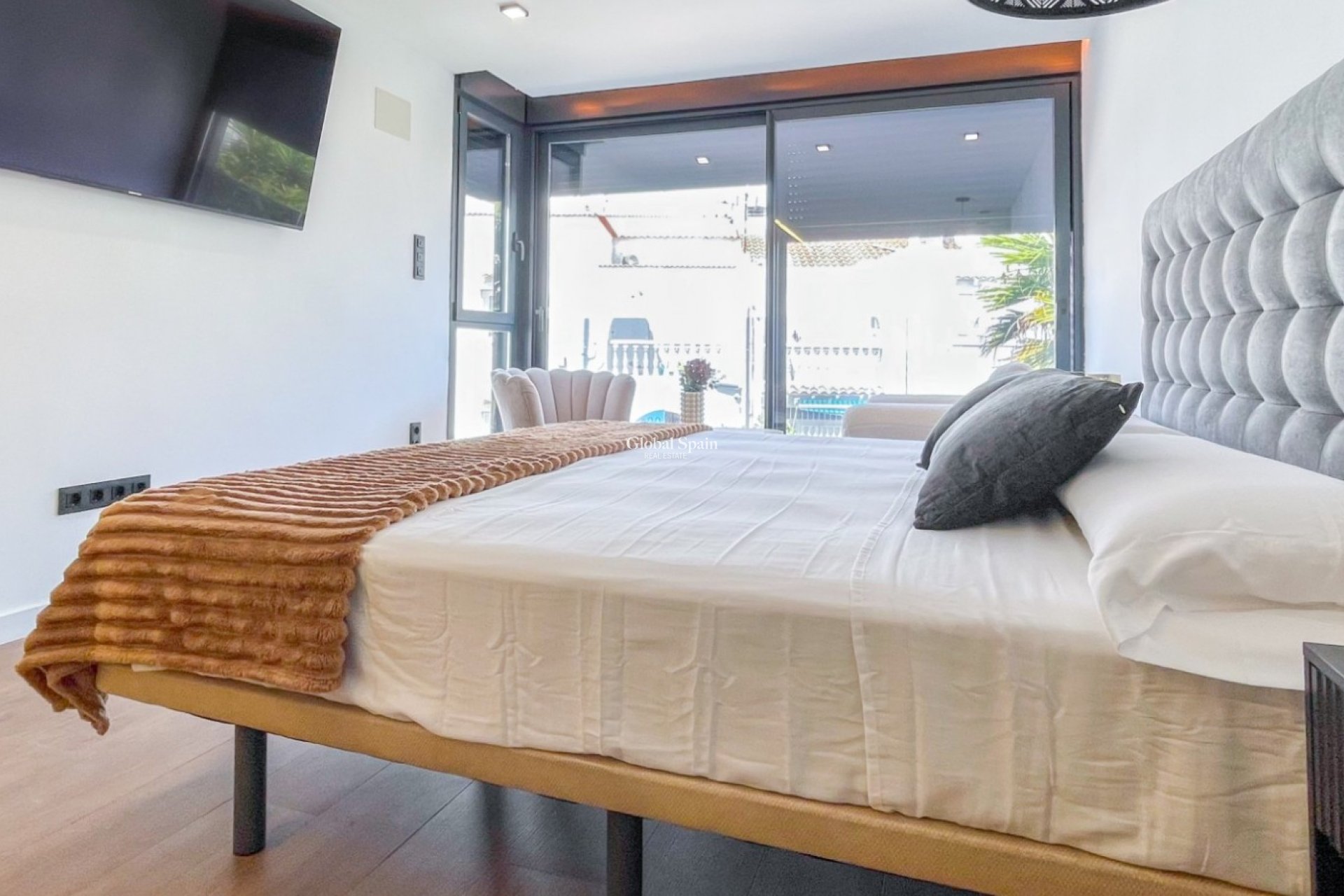 Wederverkoop - HUIS -
TORREVIEJA - Costa Blanca