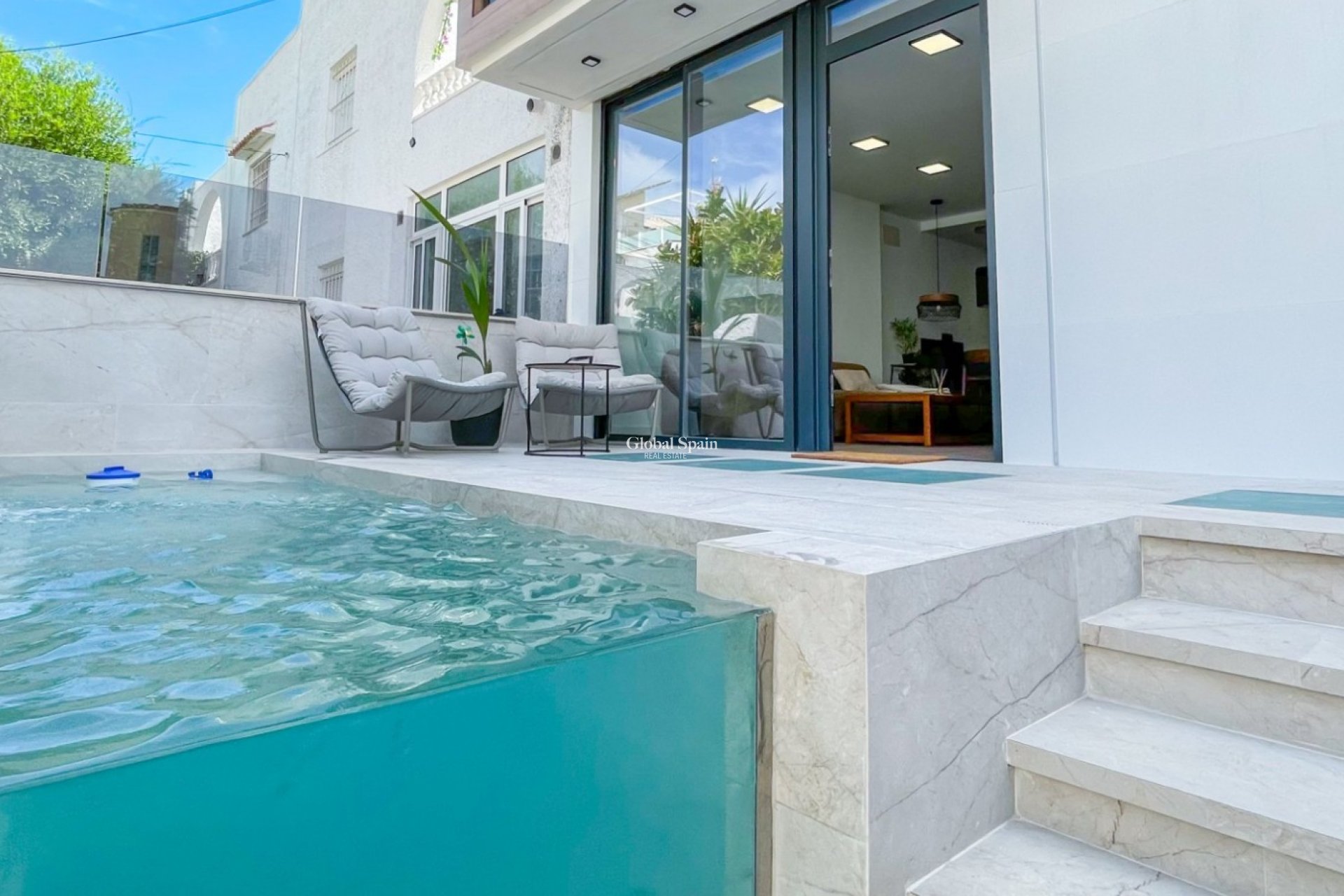 Wederverkoop - HUIS -
TORREVIEJA - Costa Blanca
