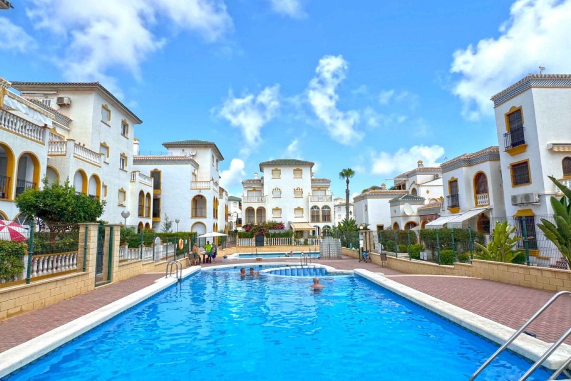 Wederverkoop - HUIS -
TORREVIEJA - Costa Blanca