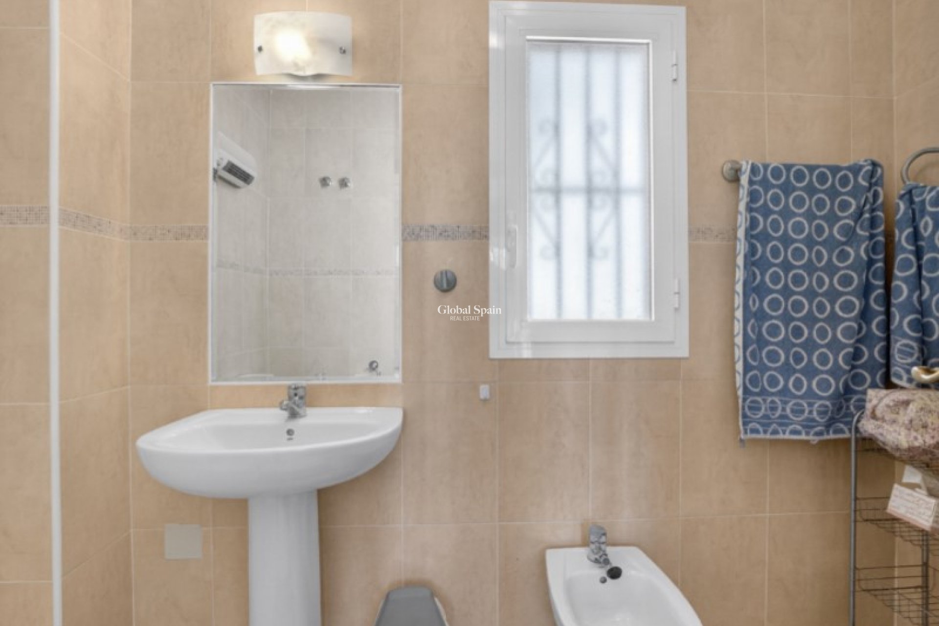 Wederverkoop - HUIS -
TORREVIEJA - Costa Blanca