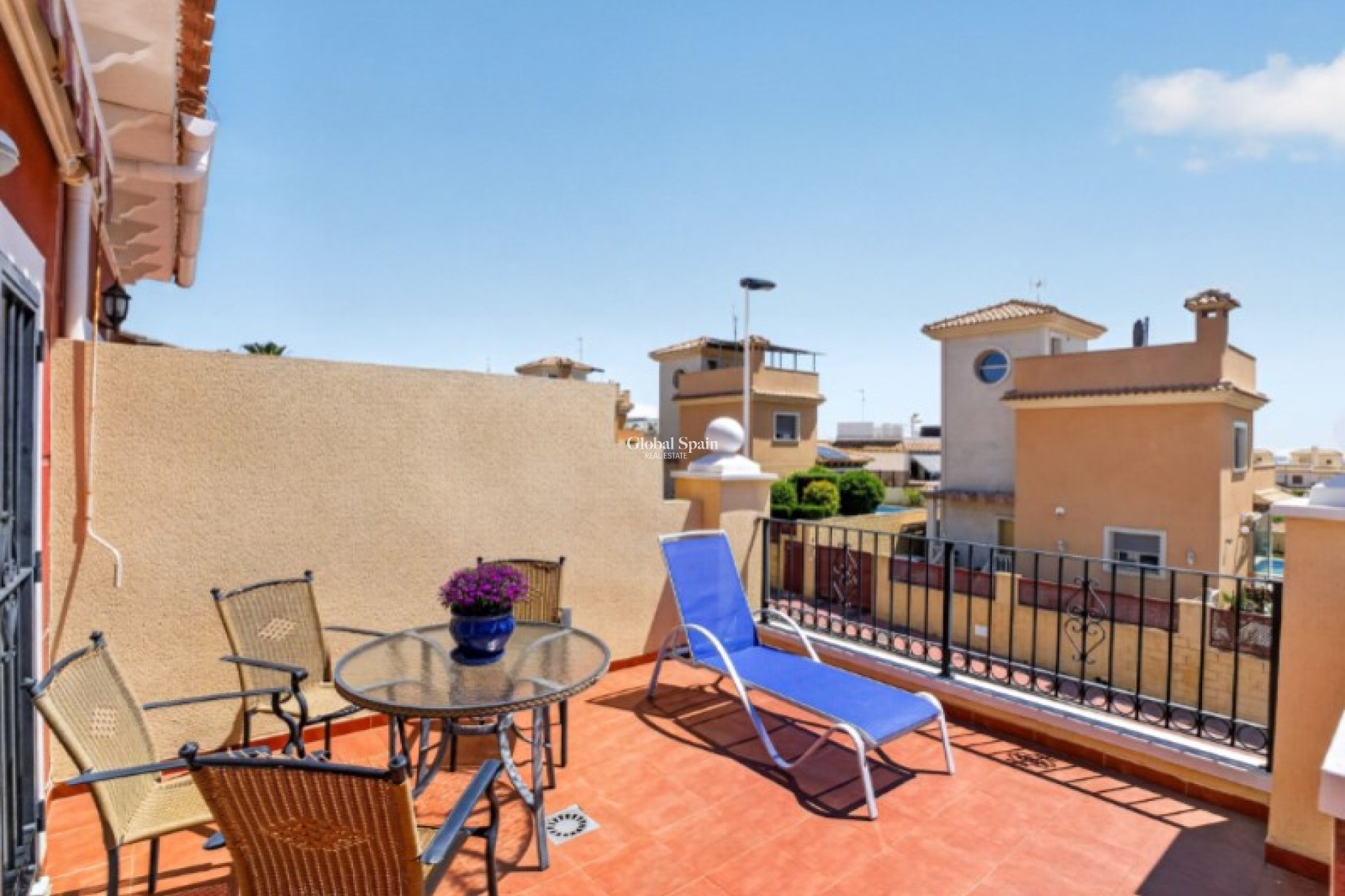 Wederverkoop - HUIS -
TORREVIEJA - Costa Blanca