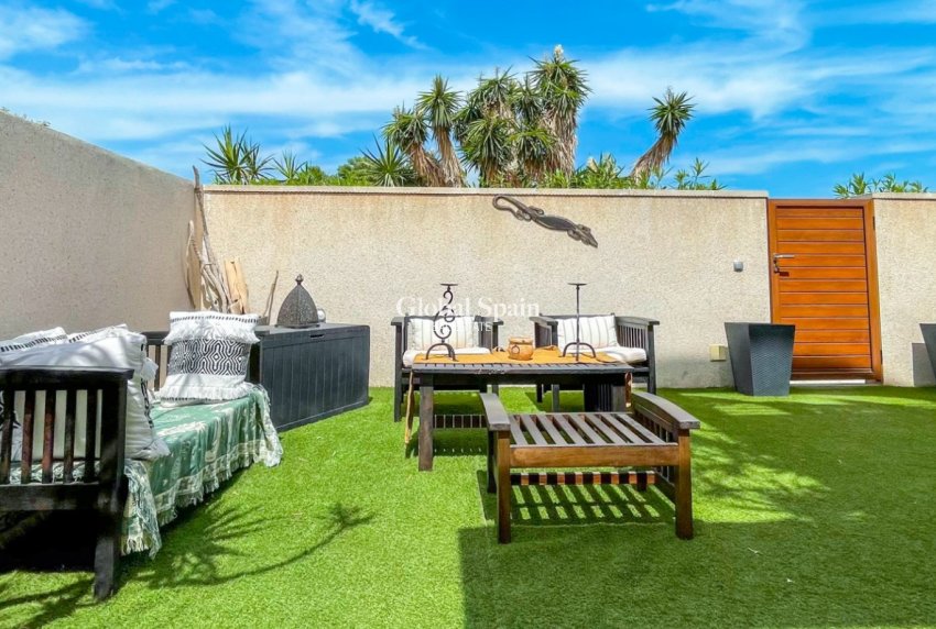 Wederverkoop - HUIS -
TORREVIEJA - Costa Blanca