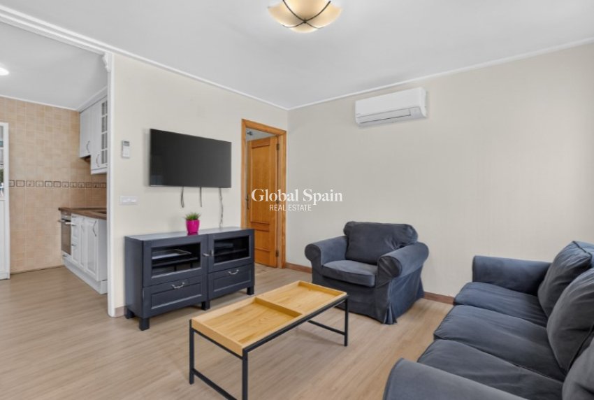 Wederverkoop - HUIS -
TORREVIEJA - Costa Blanca