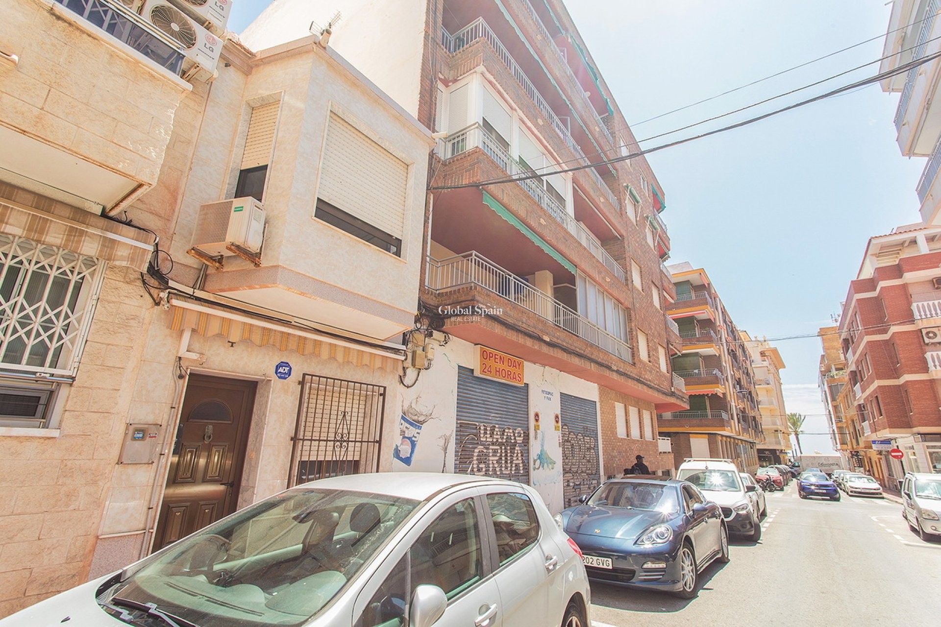 Wederverkoop - HUIS -
TORREVIEJA - Costa Blanca