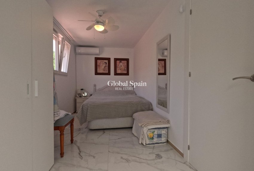 Wederverkoop - HUIS -
TORREVIEJA - El Acequión - Los Náufragos