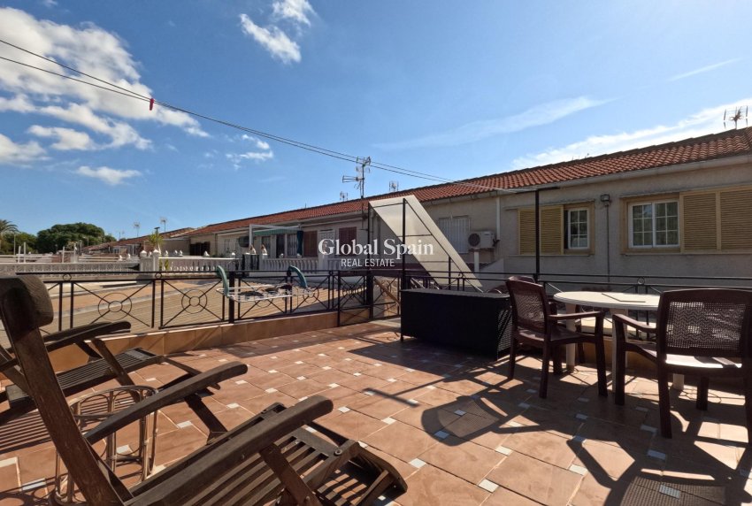 Wederverkoop - HUIS -
TORREVIEJA - El Acequión - Los Náufragos