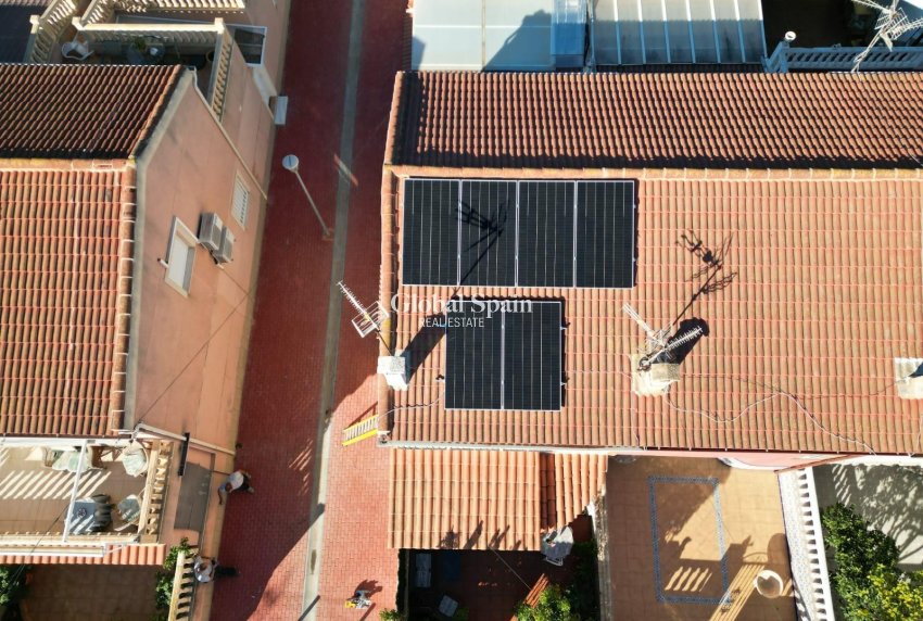 Wederverkoop - HUIS -
TORREVIEJA - El Acequión - Los Náufragos