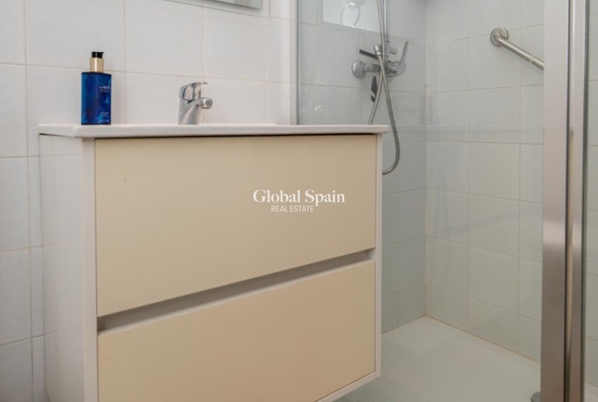 Wederverkoop - HUIS -
TORREVIEJA - El Chaparal