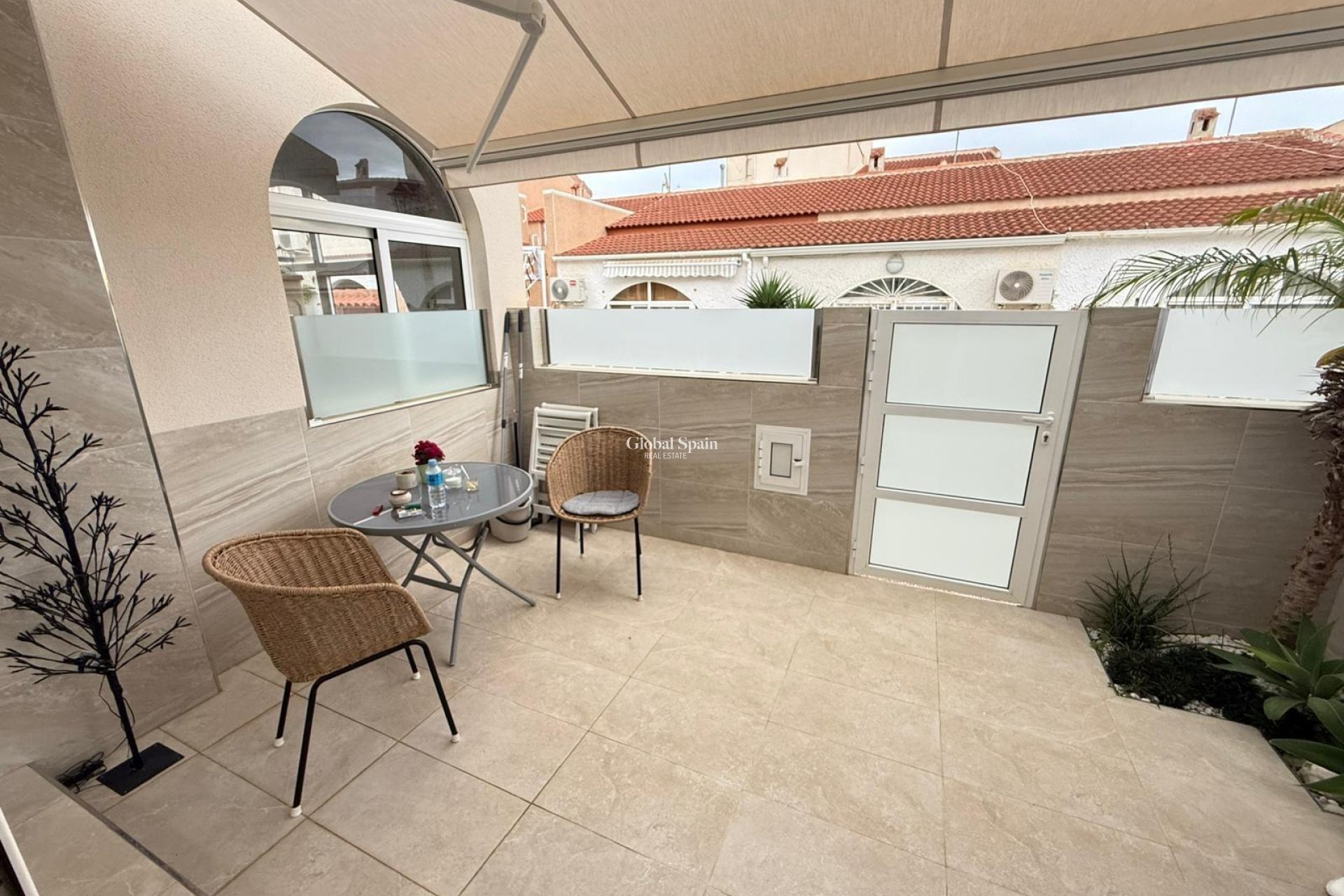 Wederverkoop - HUIS -
TORREVIEJA - El Chaparral