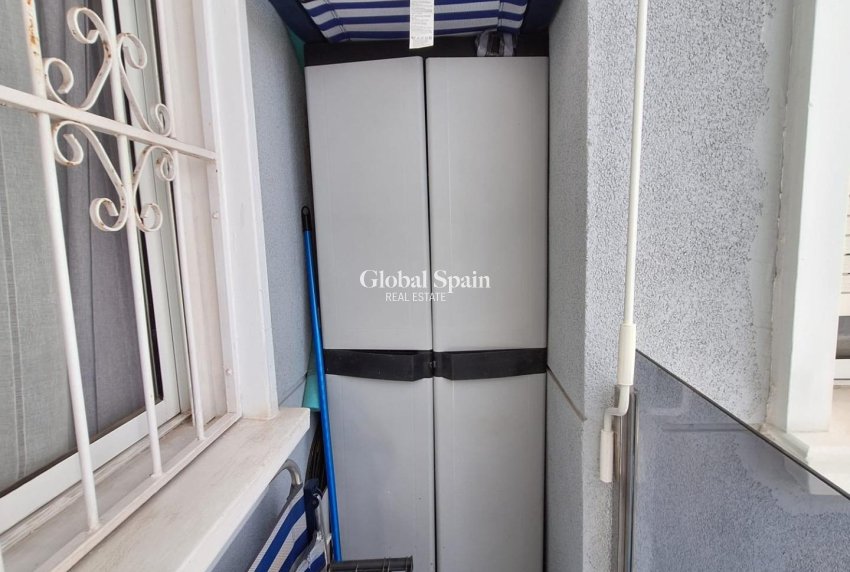 Wederverkoop - HUIS -
TORREVIEJA - Habaneras