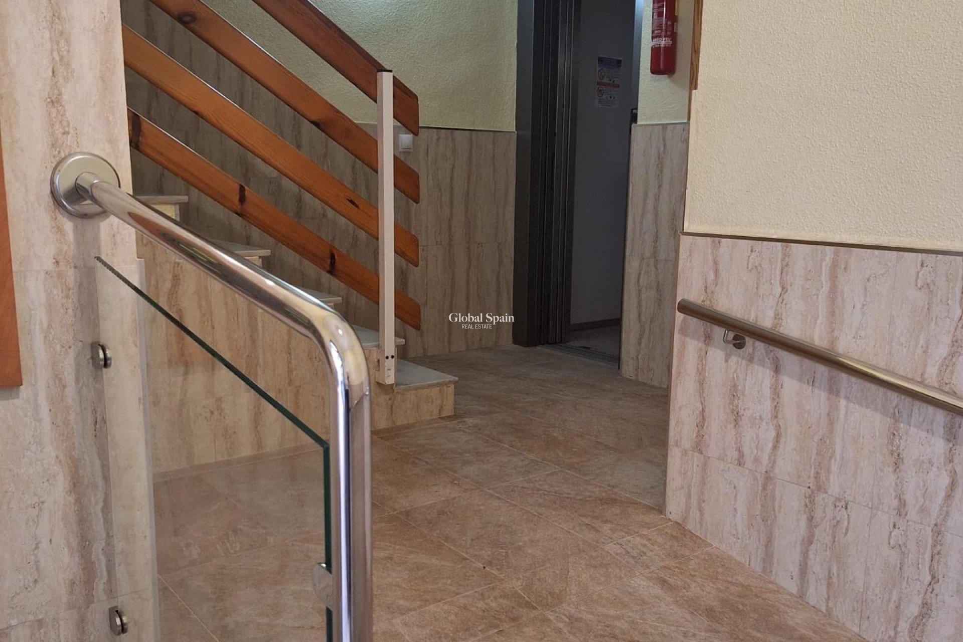 Wederverkoop - HUIS -
TORREVIEJA - Habaneras