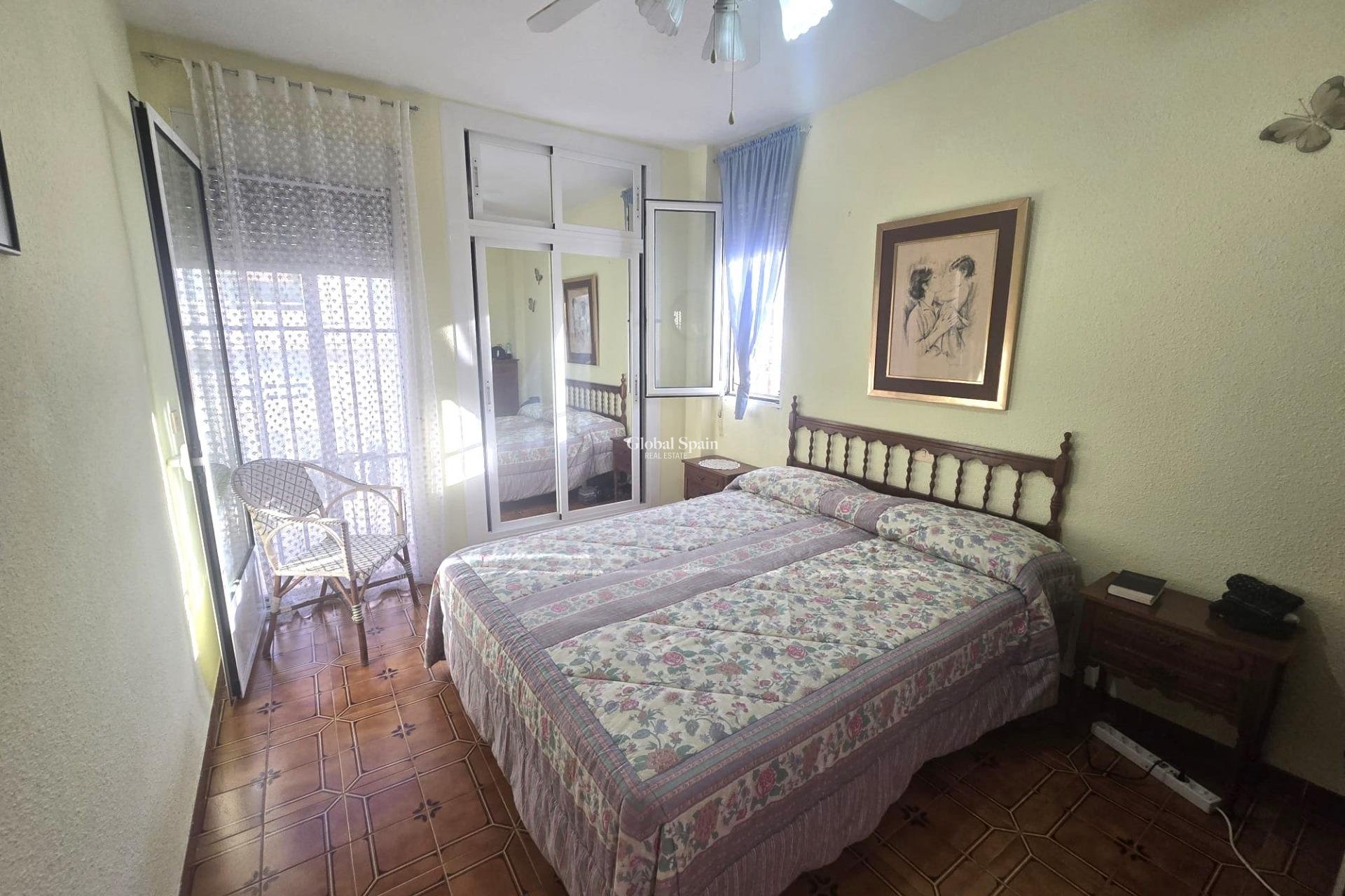 Wederverkoop - HUIS -
TORREVIEJA - Habaneras