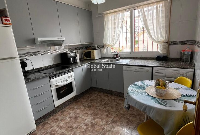 Wederverkoop - HUIS -
TORREVIEJA - La Florida