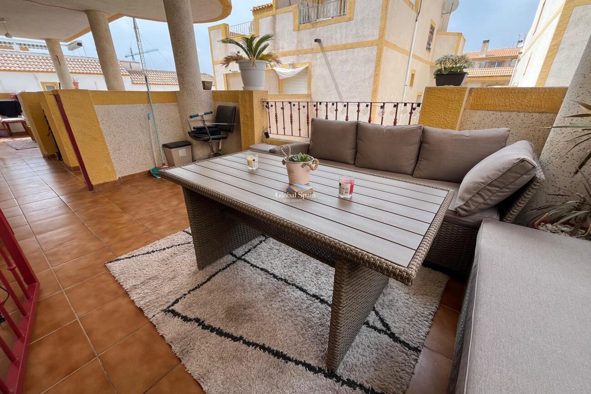 Wederverkoop - HUIS -
TORREVIEJA - La Florida
