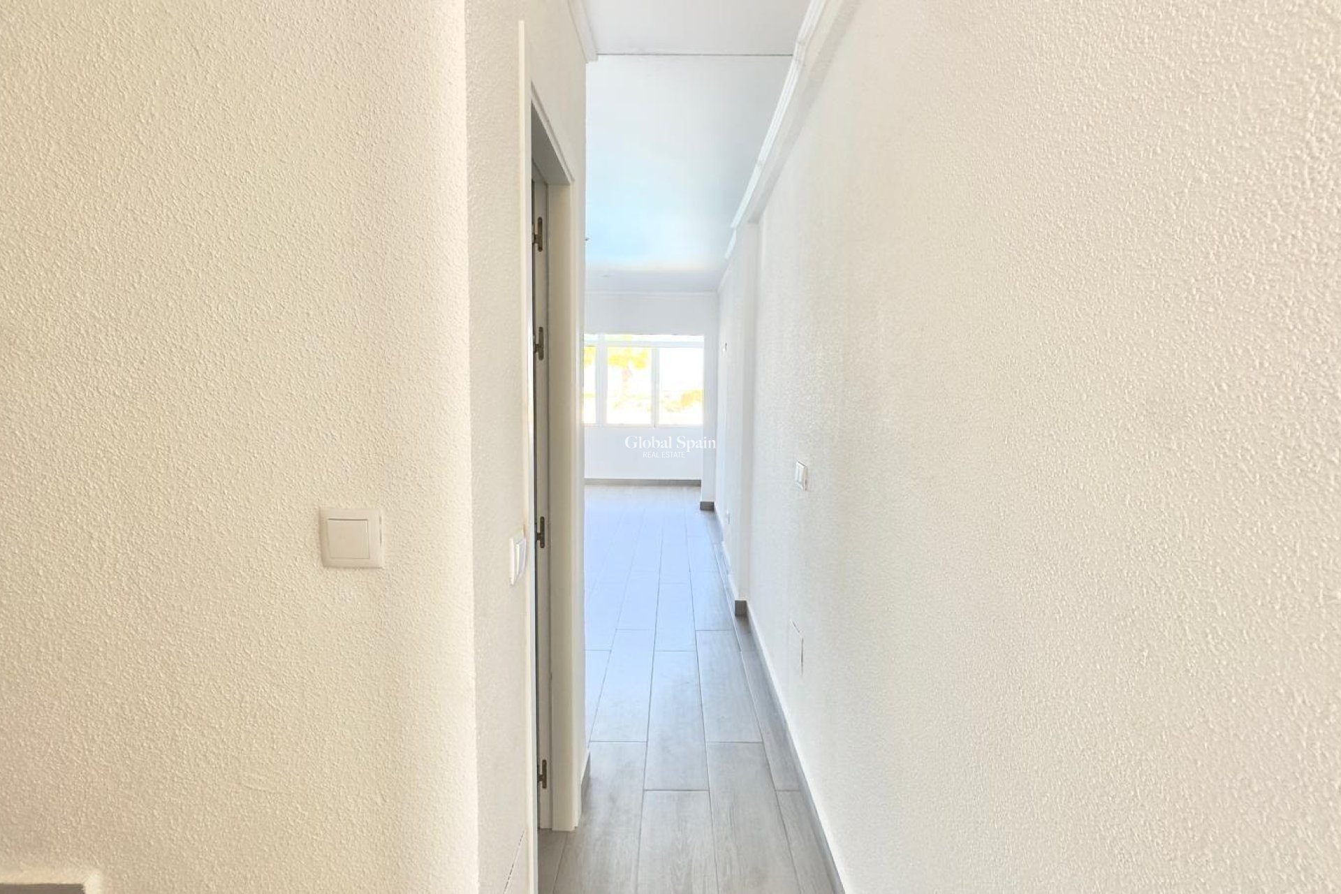 Wederverkoop - HUIS -
TORREVIEJA - La Mata