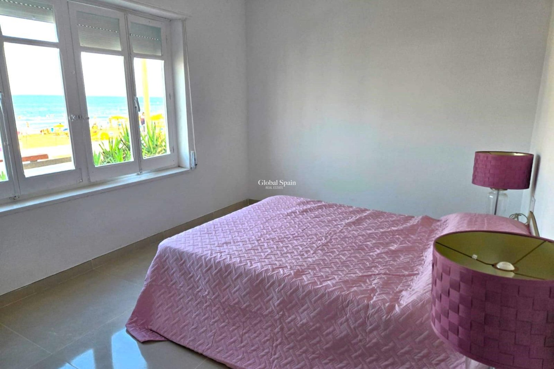 Wederverkoop - HUIS -
TORREVIEJA - La Mata