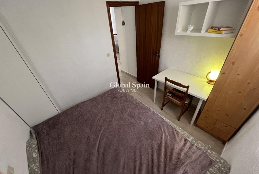 Wederverkoop - HUIS -
TORREVIEJA - La Siesta - El Salado - Torreta