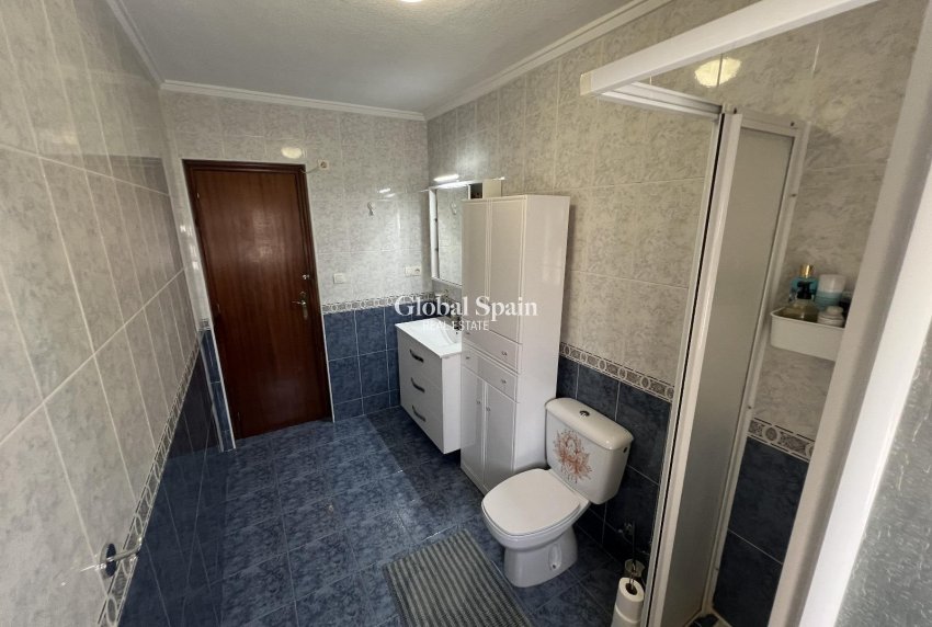 Wederverkoop - HUIS -
TORREVIEJA - La Siesta - El Salado - Torreta