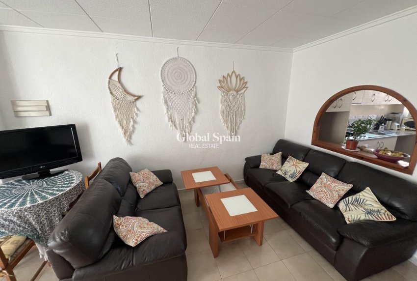 Wederverkoop - HUIS -
TORREVIEJA - La Siesta - El Salado - Torreta