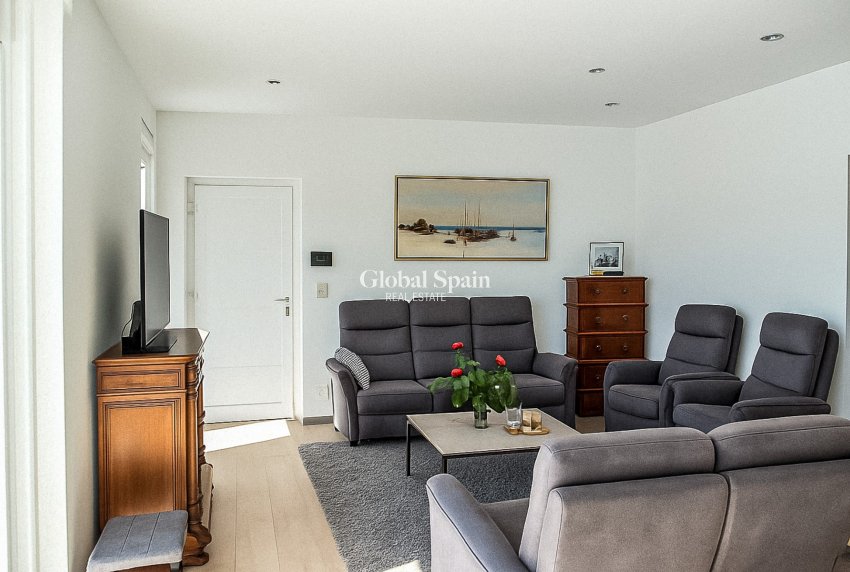 Wederverkoop - HUIS -
TORREVIEJA - La Siesta - El Salado - Torreta