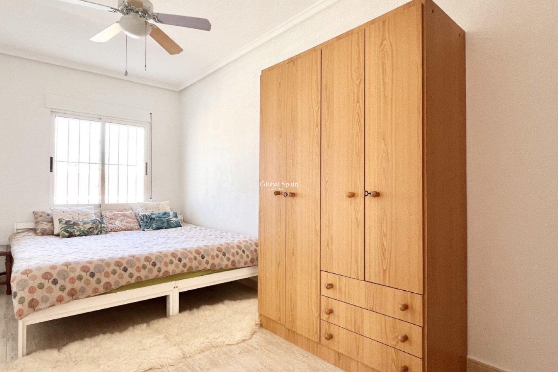 Wederverkoop - HUIS -
TORREVIEJA - La Siesta - El Salado -  Torreta