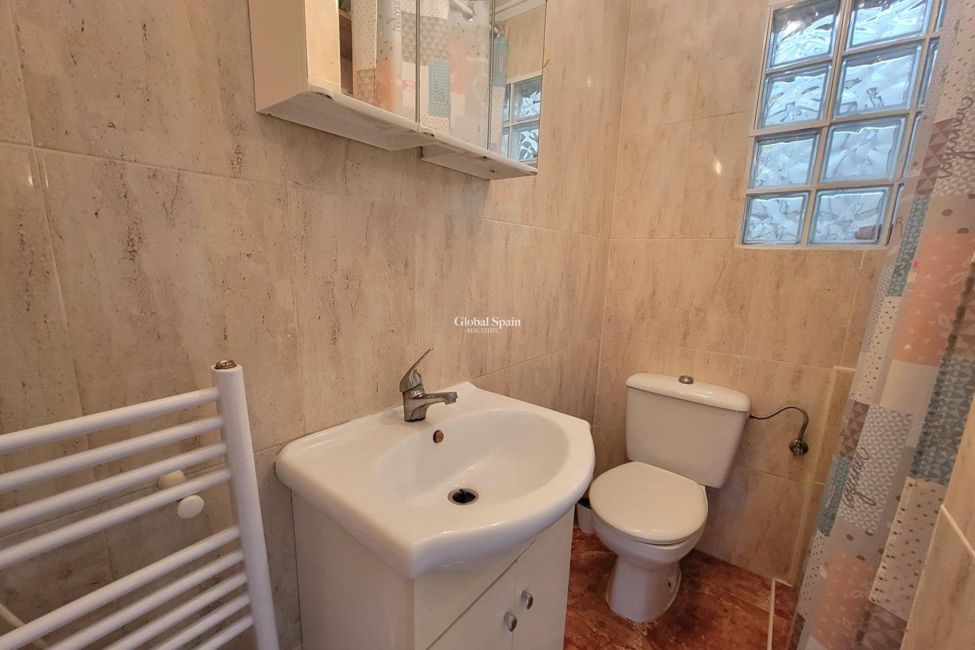 Wederverkoop - HUIS -
TORREVIEJA - La Siesta - El Salado - Torreta