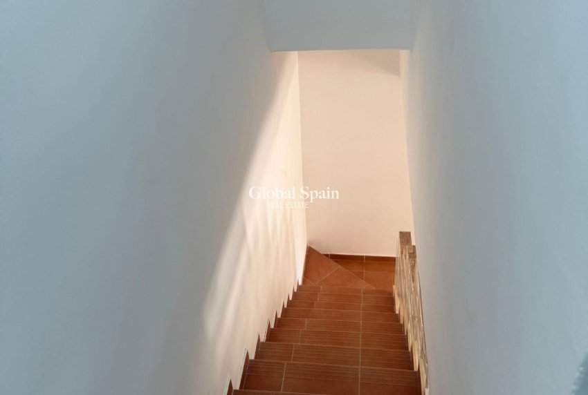 Wederverkoop - HUIS -
TORREVIEJA - La Siesta - El Salado - Torreta