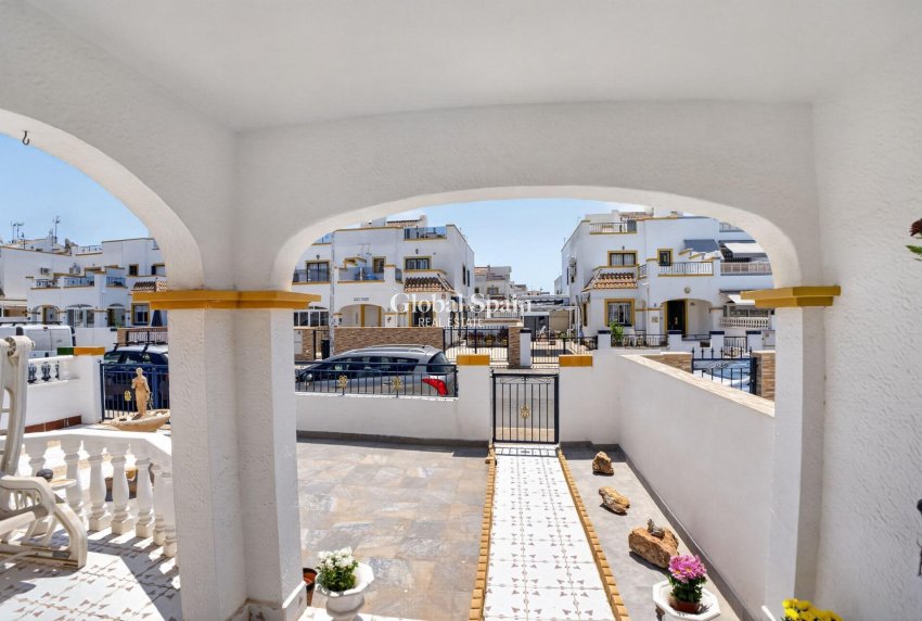 Wederverkoop - HUIS -
TORREVIEJA - La Siesta - El Salado - Torreta