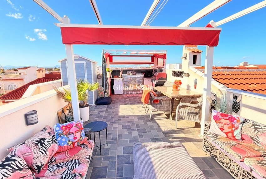 Wederverkoop - HUIS -
TORREVIEJA - La Siesta - El Salado - Torreta