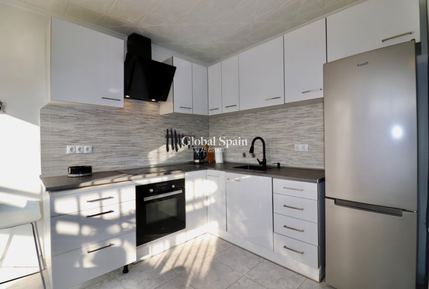 Wederverkoop - HUIS -
TORREVIEJA - La Siesta - San Luis