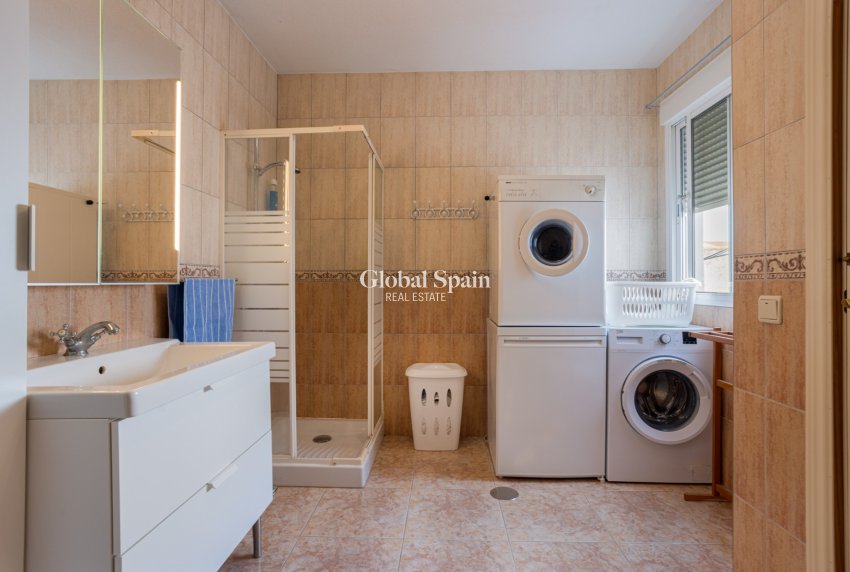 Wederverkoop - HUIS -
TORREVIEJA - La Siesta