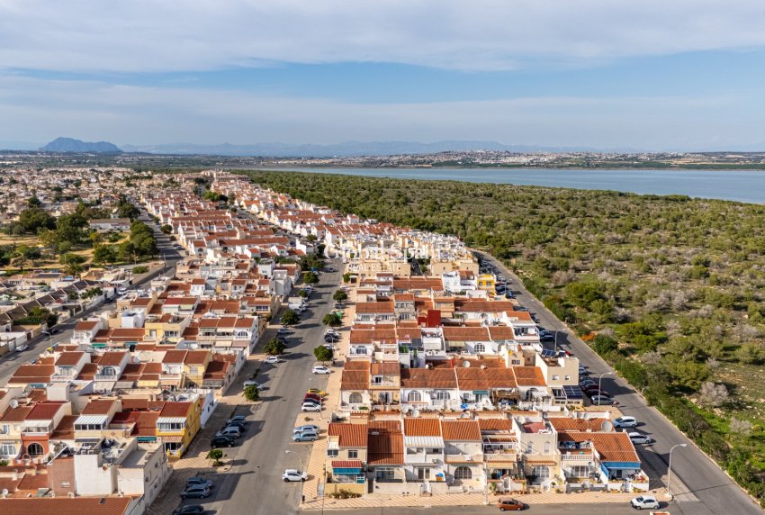 Wederverkoop - HUIS -
TORREVIEJA - La Siesta