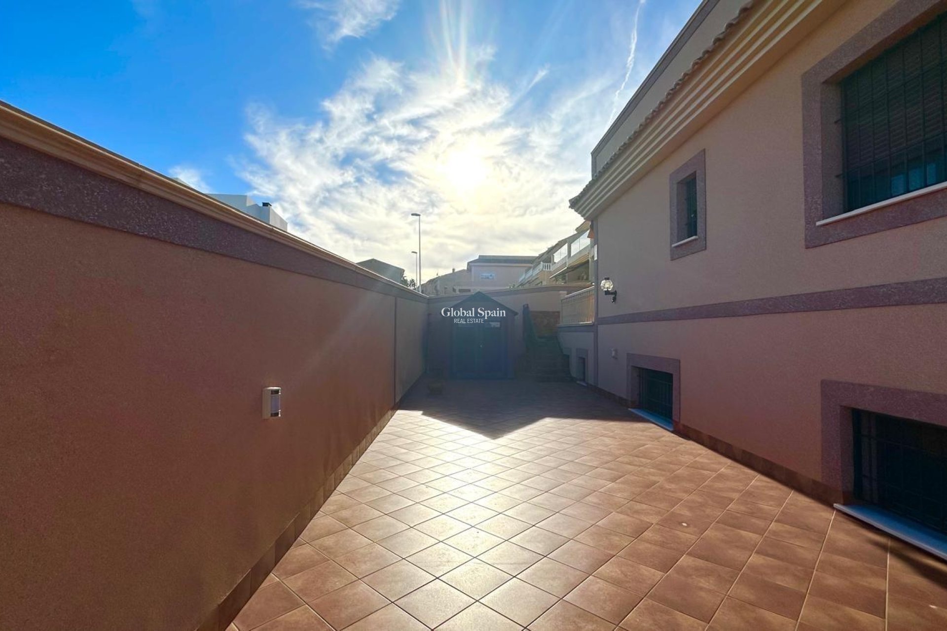 Wederverkoop - HUIS -
TORREVIEJA - La Siesta