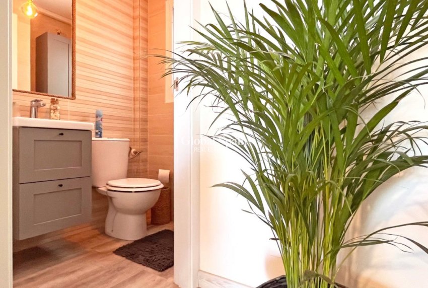 Wederverkoop - Huis -
TORREVIEJA - LOS BALCONES - LOS ALTOS