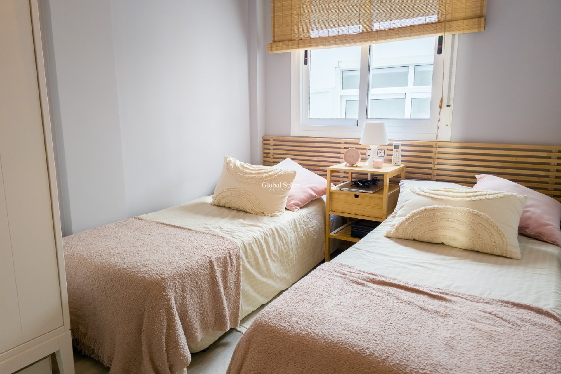 Wederverkoop - HUIS -
TORREVIEJA - LOS BALCONES - LOS ALTOS