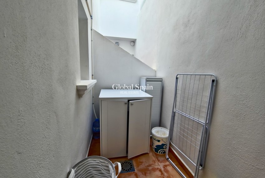 Wederverkoop - HUIS -
TORREVIEJA - LOS BALCONES - LOS ALTOS