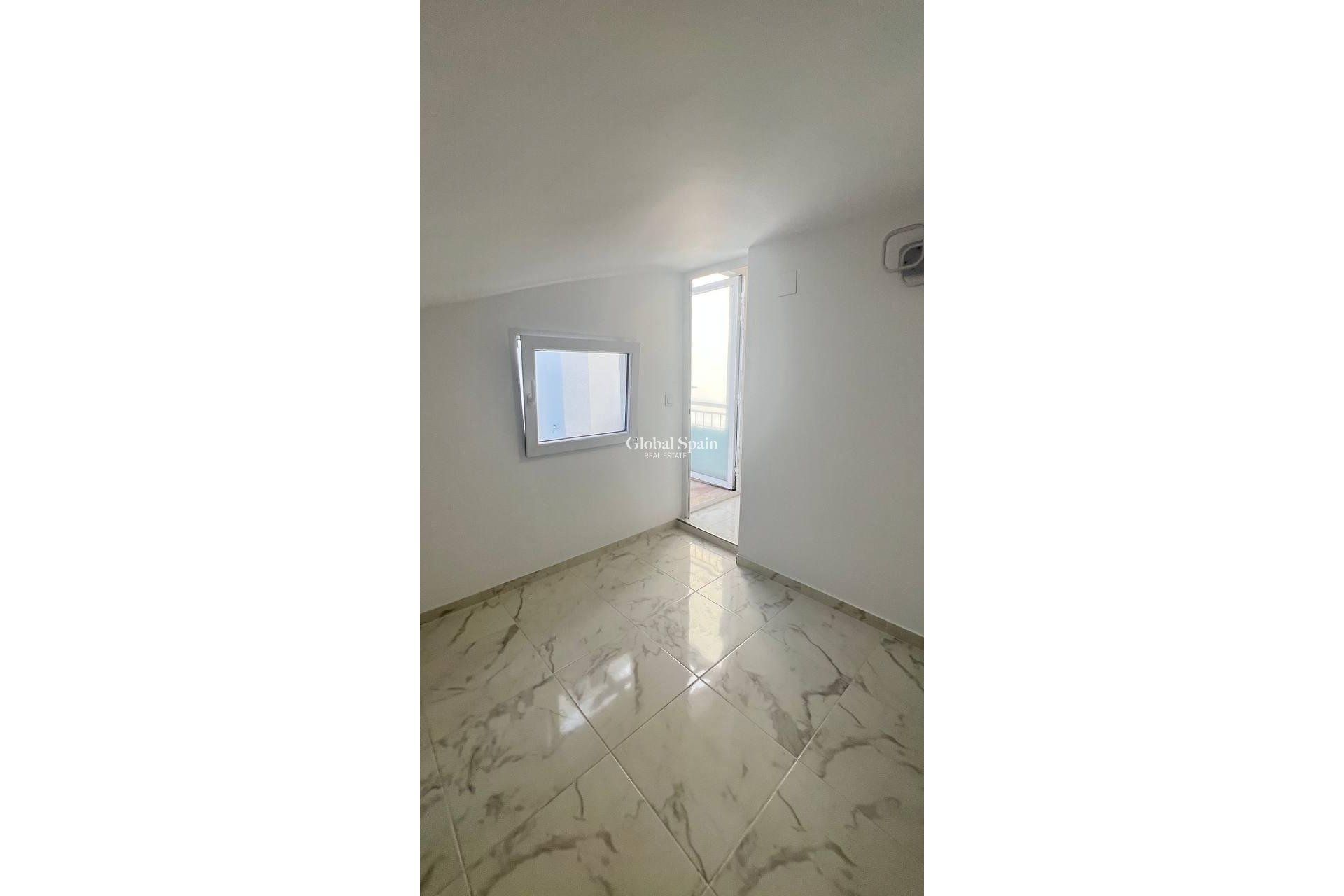 Wederverkoop - HUIS -
TORREVIEJA - LOS BALCONES - LOS ALTOS