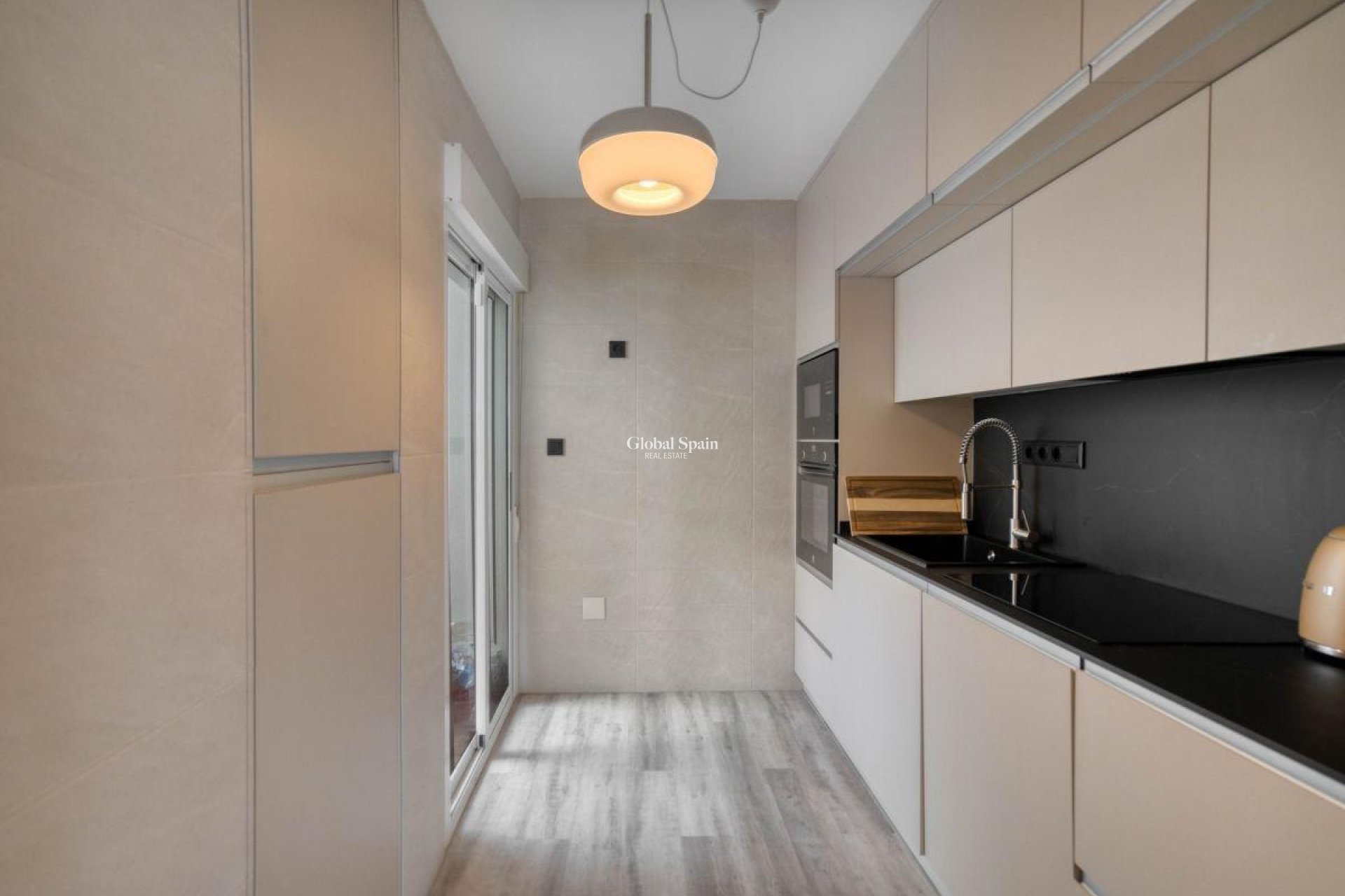 Wederverkoop - HUIS -
TORREVIEJA - LOS BALCONES - LOS ALTOS